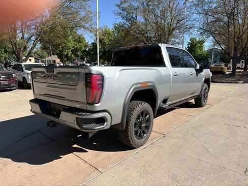 Used 2024 GMC Sierra 3500 AT4 w/ AT4 Premium Plus Package AWD/4WD image 6
