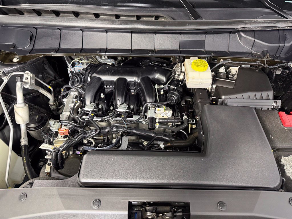 Used 2025 Nissan Pathfinder SL FWD image 23
