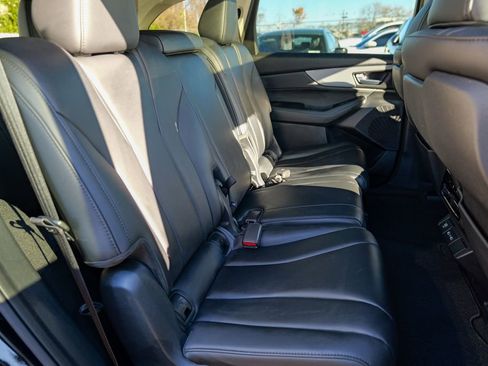 Used 2023 Acura MDX SH-AWD image 34