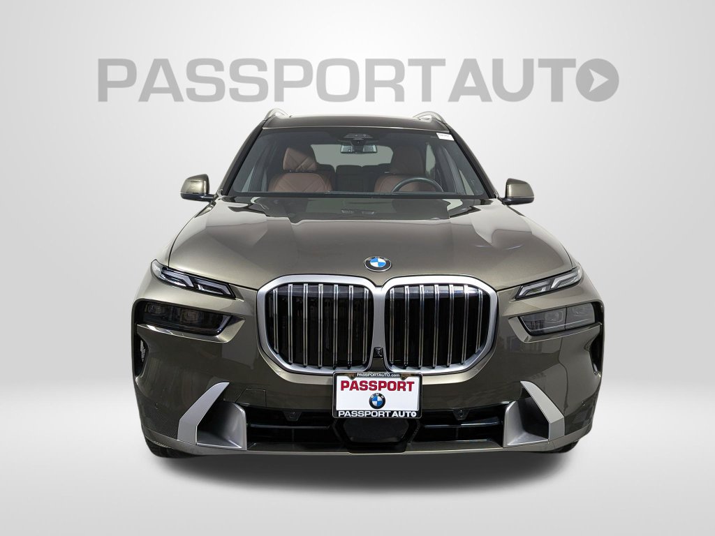 Certified 2025 BMW X7 xDrive40i AWD/4WD image 11