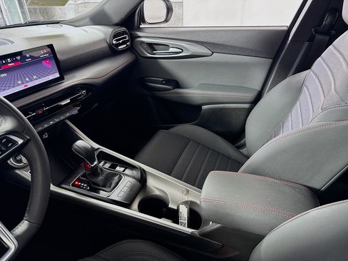 Used 2024 Dodge Hornet R/T w/ R/T Blacktop Package image 22