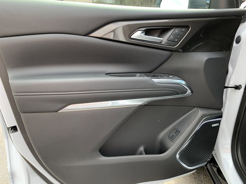 New 2026 Chevrolet Traverse High Country w/ LPO, Floor Liner Package image 7