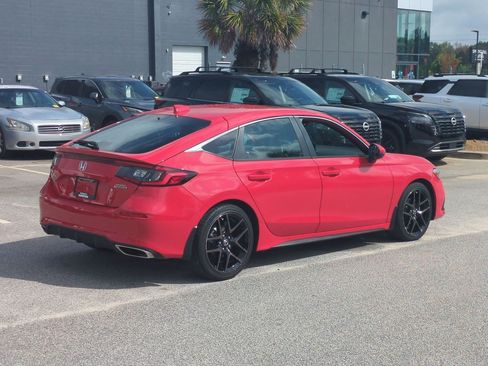 Used 2024 Honda Civic Sport Touring image 4