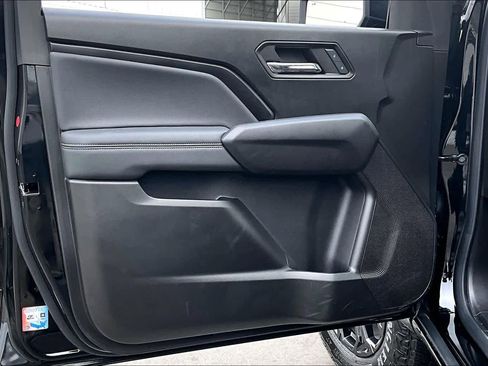 Used 2024 GMC Canyon Elevation w/ Elevation Premium Package image 22