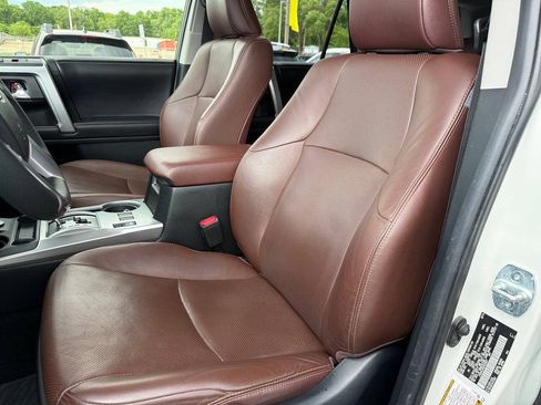 Used 2016 Toyota 4Runner Limited AWD/4WD image 61