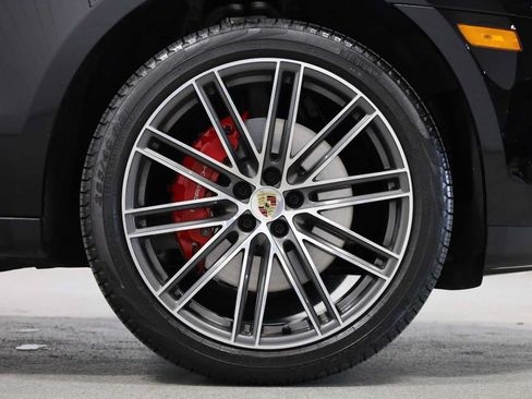 Used 2026 Porsche Macan S AWD/4WD image 12