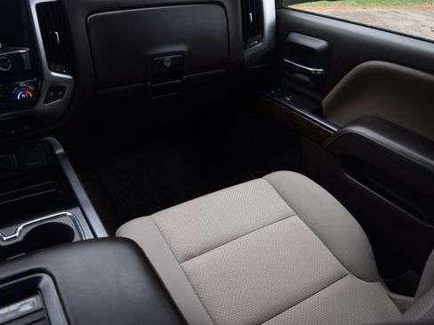 Used 2016 Chevrolet Silverado 1500 LT w/ Texas Edition image 13