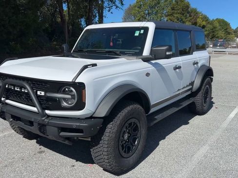 Used 2024 Ford Bronco Wildtrak image 27