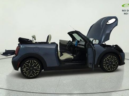 Used 2025 MINI Cooper S FWD image 9