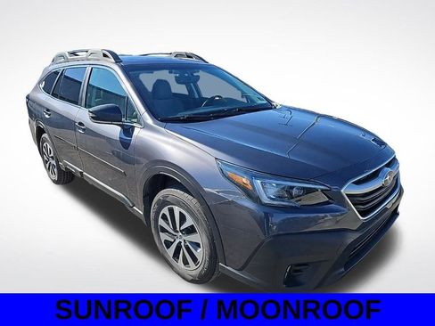 Used 2022 Subaru Outback Premium image 3
