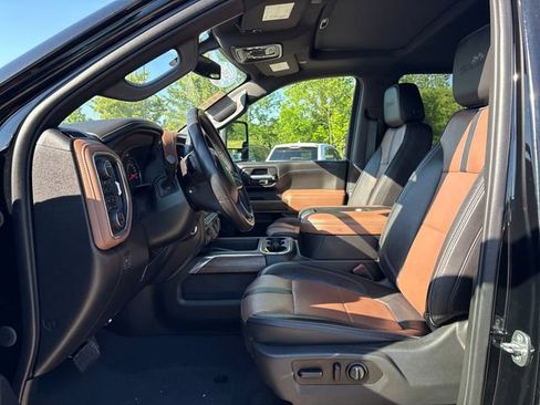 Used 2022 Chevrolet Silverado 3500 High Country AWD/4WD image 7