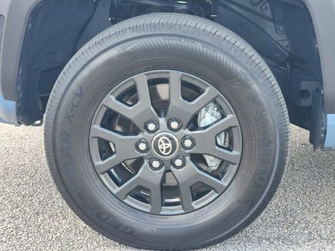 Used 2025 Toyota 4Runner SR5 image 8