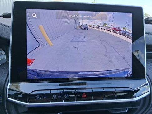 New 2026 Jeep Compass Latitude image 17