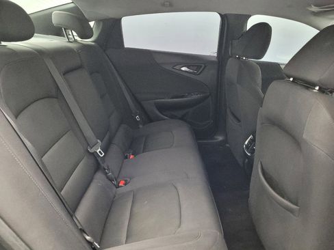 Used 2017 Chevrolet Malibu LT FWD image 19