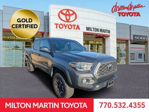 Certified 2020 Toyota Tacoma SR5 image 1