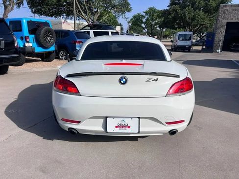 Used 2012 BMW Z4 sDrive35i w/ Sport Pkg RWD image 5