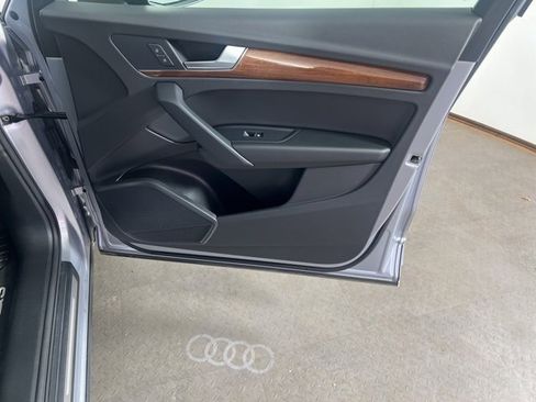 Certified 2023 Audi Q5 2.0T Premium w/ Convenience Package image 11