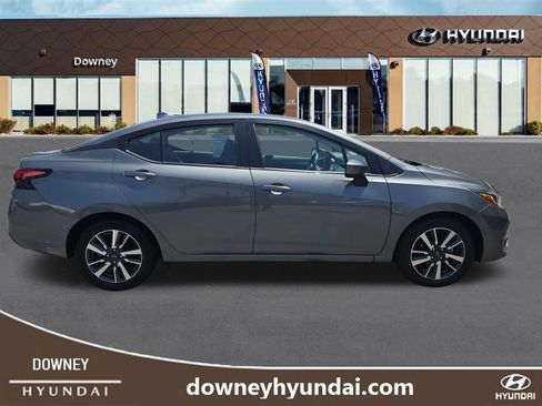Used 2025 Nissan Versa SV FWD image 6
