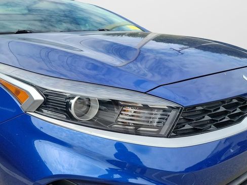 Used 2023 Kia Forte LXS FWD image 6