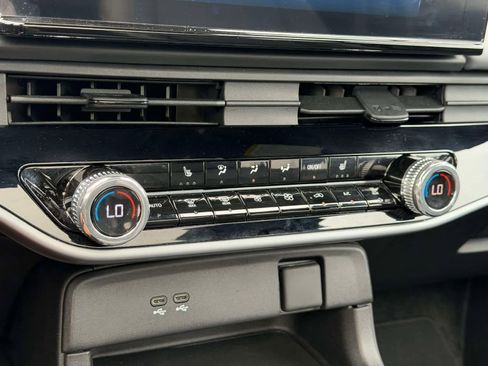 Used 2024 Honda Prologue Touring image 29