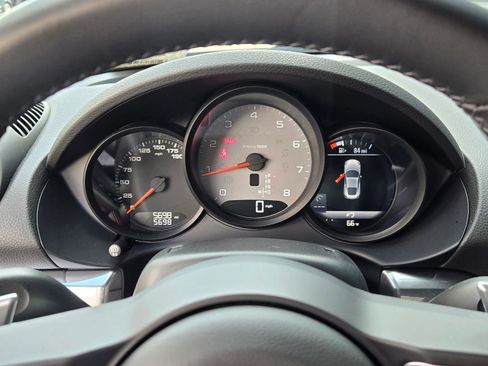 Used 2022 Porsche 718 Cayman S RWD image 21