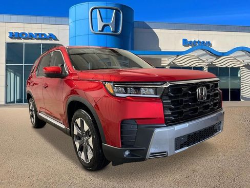 New 2026 Honda Pilot Touring image 9