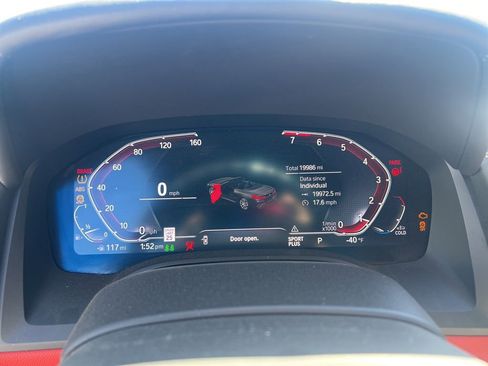 Used 2023 BMW 840i Convertible w/ Comfort Seating Package image 10