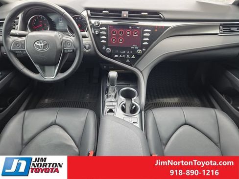 Used 2019 Toyota Camry XSE FWD image 28
