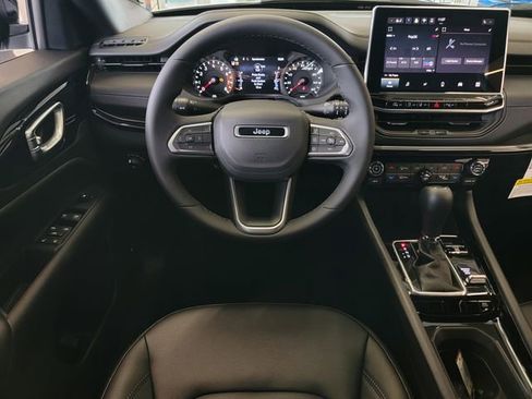 New 2025 Jeep Compass Limited w/ Sun & Sound Group image 29
