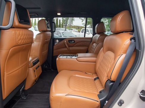 Used 2022 INFINITI QX80 Sensory w/ All-Season Package AWD/4WD image 18
