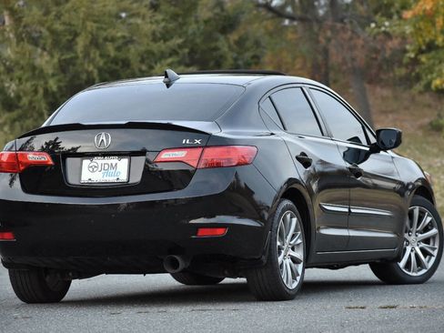 Used 2014 Acura ILX w/ Technology Package image 5