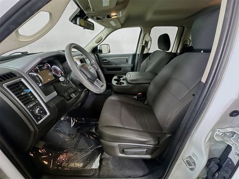 Used 2019 RAM 1500 Classic Warlock image 12