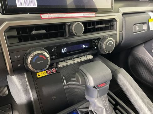 New 2026 Toyota 4Runner TRD Off-Road Premium AWD/4WD image 6