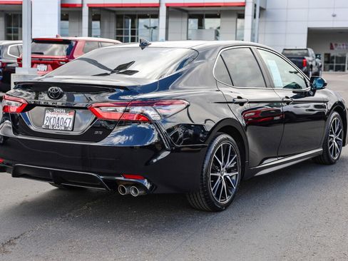 Certified 2024 Toyota Camry SE w/ Blackout Package (TMS) image 23