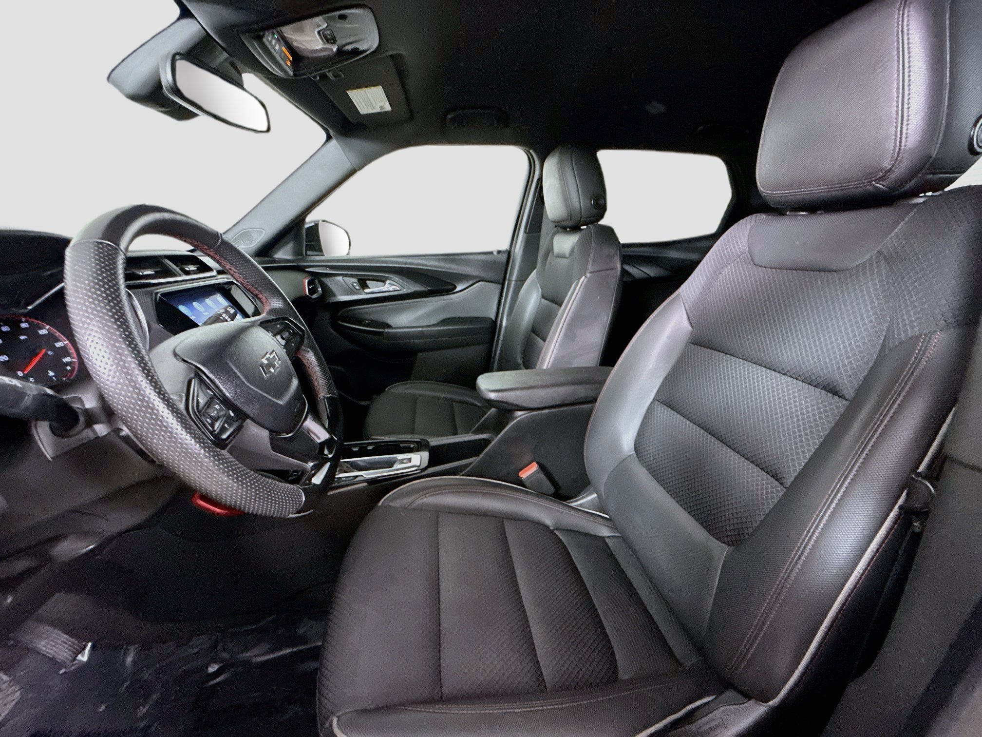 Used 2023 Chevrolet TrailBlazer RS w/ Convenience Package FWD image 23