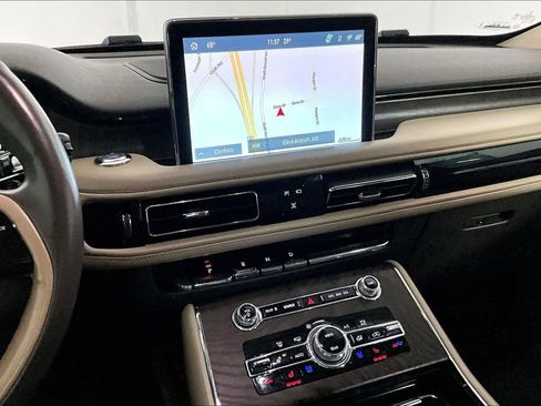 Used 2021 Lincoln Aviator Reserve w/ Equipment Group 201A image 6