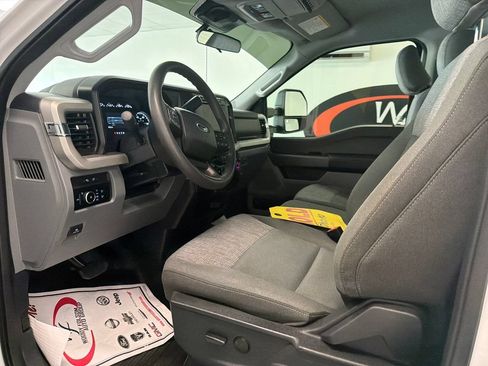 Used 2024 Ford F350 XLT w/ FX4 Off-Road Package AWD/4WD image 12
