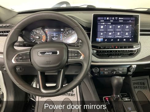 Certified 2023 Jeep Compass Sport image 17