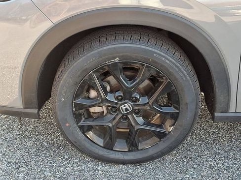 Certified 2024 Honda HR-V Sport image 8