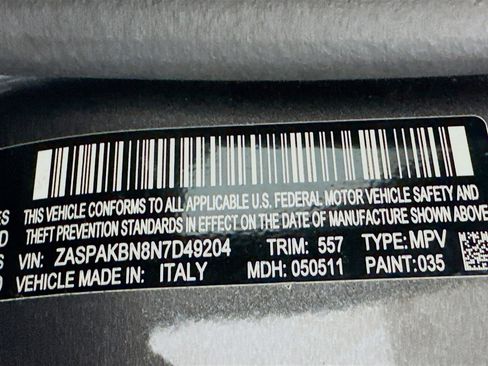 Used 2022 Alfa Romeo Stelvio Veloce image 32