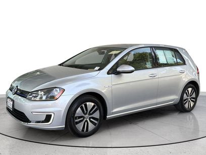 Used 2016 Volkswagen e-Golf SE w/ DC Fast Charging Package