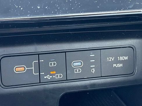 Used 2025 Hyundai Tucson SEL AWD/4WD image 17