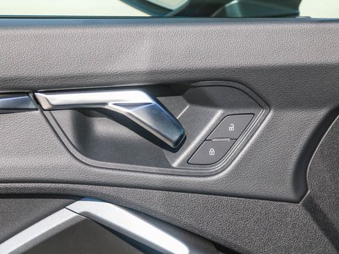 New 2025 Audi Q3 2.0T Premium image 34