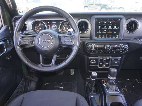 Used 2022 Jeep Wrangler Unlimited Sport AWD/4WD image 13