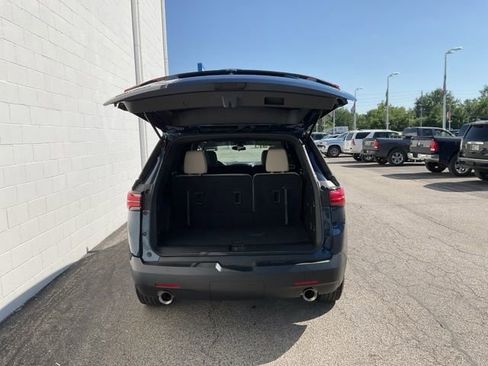 Used 2023 Chevrolet Traverse LS w/ Safety Package image 7