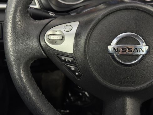Used 2017 Nissan Sentra SR w/ SR Midnight Edition image 19