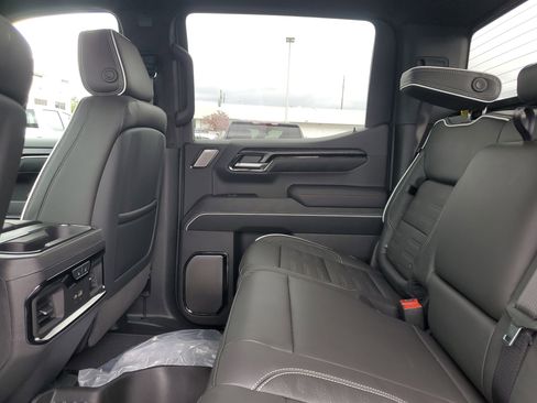New 2026 GMC Sierra 1500 AT4X image 10