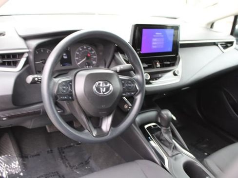 Used 2024 Toyota Corolla LE FWD image 15