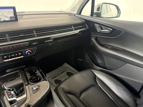 Used 2019 Audi Q7 3.0T Premium Plus w/ Premium Plus Package AWD/4WD image 21