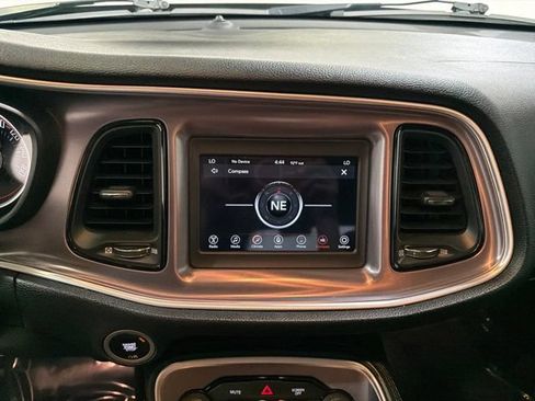 Used 2019 Dodge Challenger R/T RWD image 16